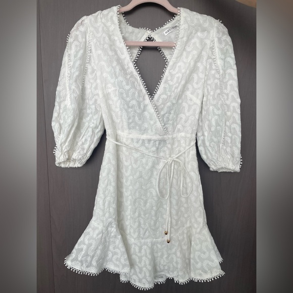 Showpo white dress size M - Picture 1 of 6